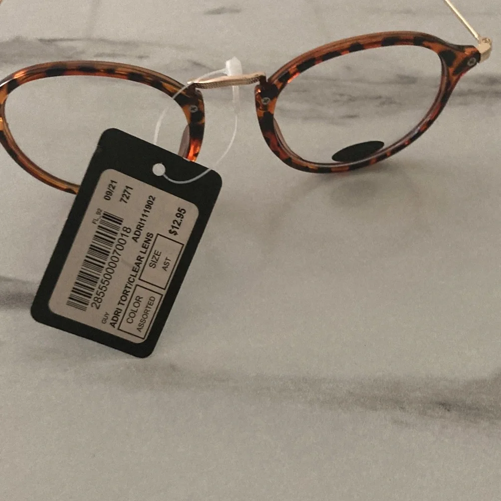 ME Makeover Essentials Tortoise Oval Glasses with Gold Bridge